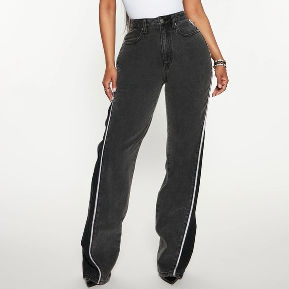 Zip It Up Straight Leg Jeans - Black size 7 (runs small) - Picture 2 of 5